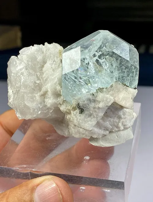 Can Libra Wear Aquamarine