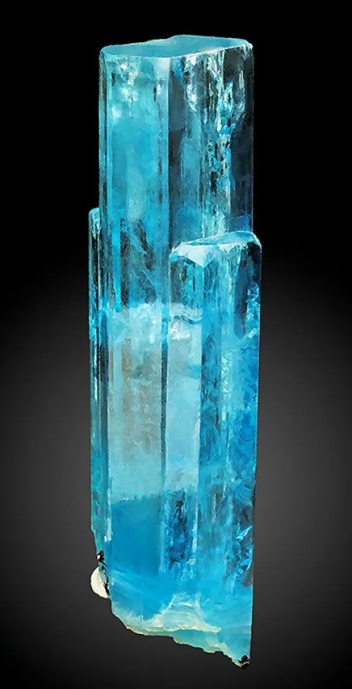 How to Tell if an Aquamarine Is Real